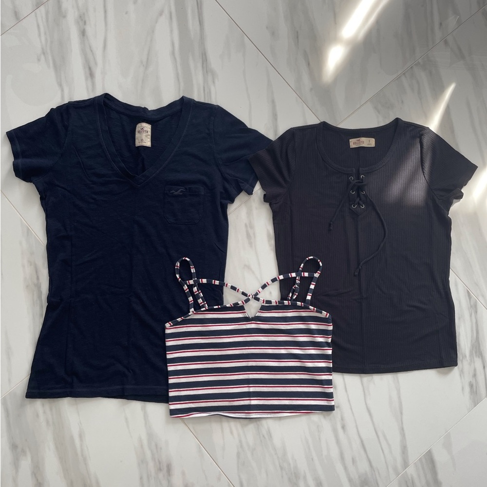 Hollister Women’s/Junior Short Sleeve Tops Lot of 3 Size Small